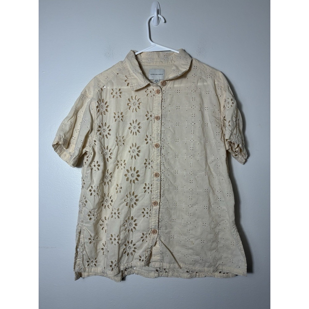 American Eagle Ivory Eyelet button up Shirt Women's M short sleeve boho Resort
